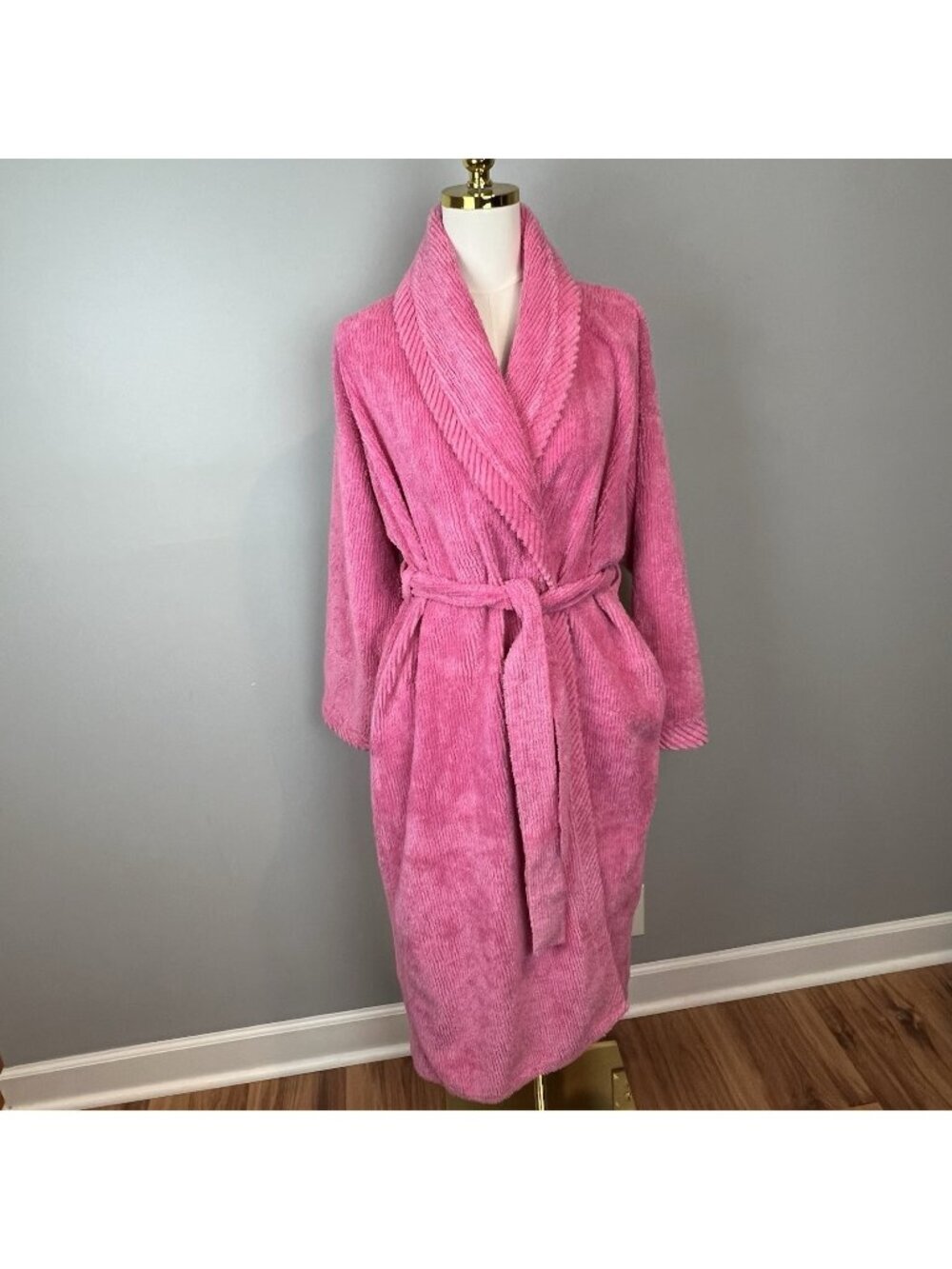 Vintage HERBCRAFT Pink CHENILLE Tie Belt SIDE POCKETS Lounge ROBE Sz M